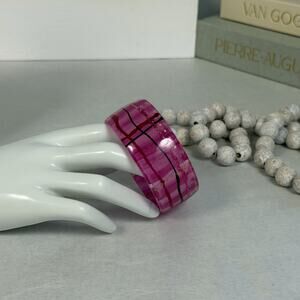 Vibrant & Fun Vintage 1980s Pretty In Pink Plaid 1 1/4" Acrylic Bangle Bracelet